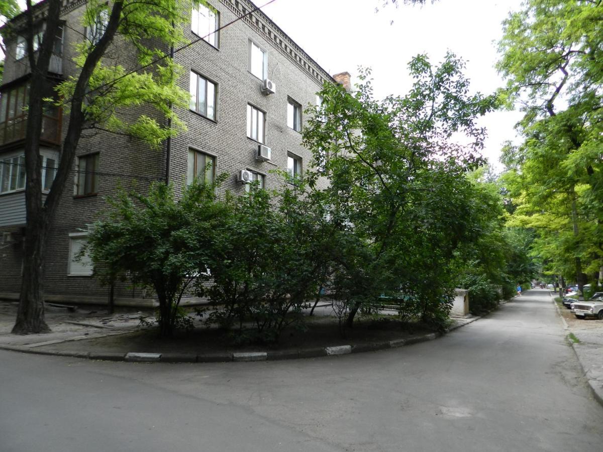 1-Room Luxury Apartment On Sobornyi Avenue 170-V, By Grandhome Zaporizhia Exterior photo